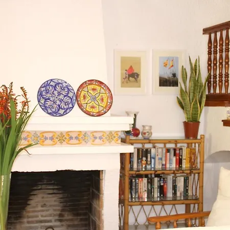 펜션 House With 3 Bedrooms In With Shared Pool Furnished Garden And Wifi 100 M From The Beach