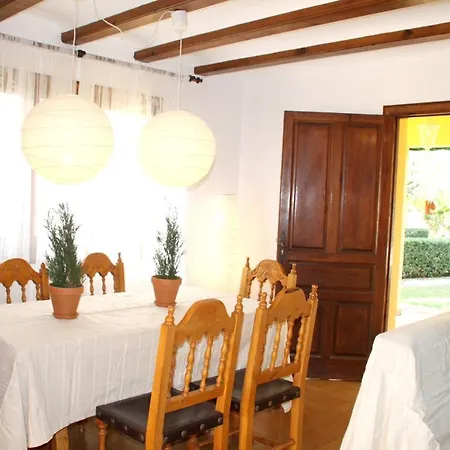 House With 3 Bedrooms In With Shared Pool Furnished Garden And Wifi 100 M From The Beach 펜션 *